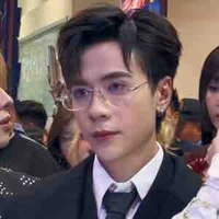 Lê Quang Hùng 