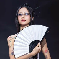 Hàng Lâm Trang Anh-suboi-1990