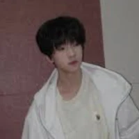 Nhiếp Vĩ Thần