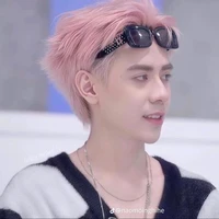 quanh hùng