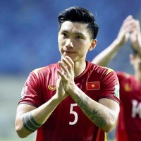 Văn Hậu