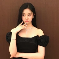 Pharita Chaikong_chị