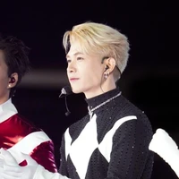 Thầy Tú (gvcn lớp 12a6)