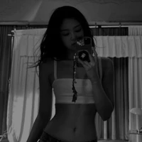 Kim Jennie - Kim Trân Ni