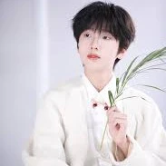 Nhiếp Vĩ Thần