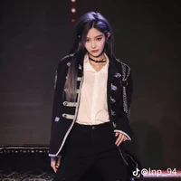 Vương Dịch -cô