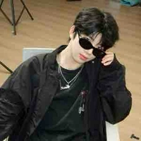 Trương Hàm Thuỵ 