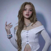 Phan Hoàng Thuý Vy_Vlary_04
