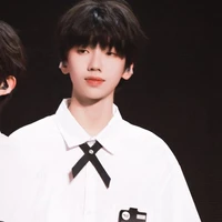 Nhiếp Vĩ Thần