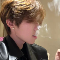 lục minh hoàng ⋮ ♊︎