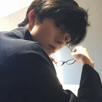 Triệu Lập Hiên♊