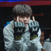 Woo Young xin chào =))