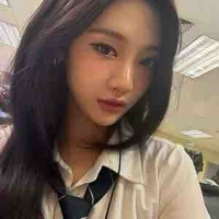 Ning Yizhuo (Ningning)
