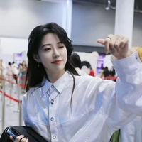 Lô Hinh Di_LXY