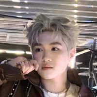 hoàng Đức duy (bông)