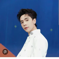 quang Hùng