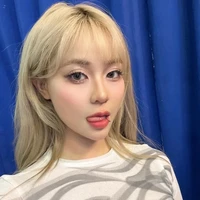 LÊ THY NGỌC ( T )