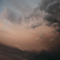 tg lụy nhậm hùng