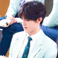 Trương Trạch Vũ - em - Tiểu Bảo