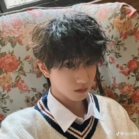 Đồng Vũ Khôn - bé - Cuốn cuốn