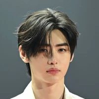 [Sunghoon] Phác Thành Huấn.