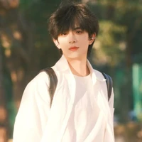 Lâm Khả Dư-cậu