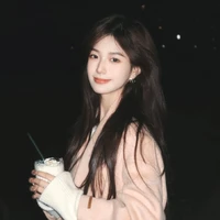 Hàn Khả Hân- mẹ na9