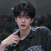 Trương Hạo Lâm (papi của em)