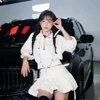 Châu Tuyết Vân_323