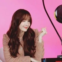 Thiều Bảo Trâm_210