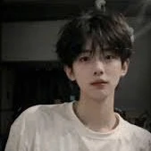 Hoàng Minh Nhật ( bn thân nam9)