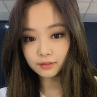 Kim Jennie (em)
