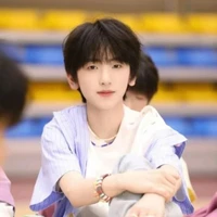 trợ lí hàm