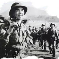 -+ lính/bộ đội Việt Nam +-
