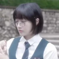 Oh Woori (em)