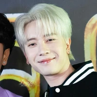 Trần Phong Hào(Nik lì)