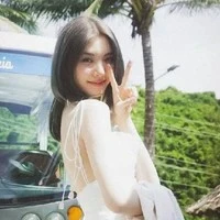 Orm Kornnaphat  (nàng)