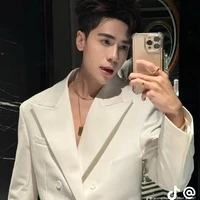 Quang Hùng -Phản diện