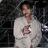 Đỗ hải đăng ( doo )