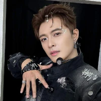 Nguyễn Tuấn Kiệt - Gin Tuấn Kiệt
