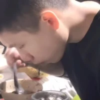 Vương Thuyên [ yiwei]