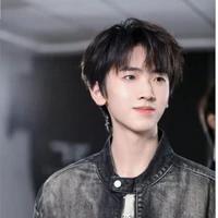 Tả Kỳ Hàm_em
