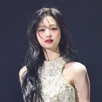 Jung Ahyeon_Nàng