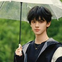 Tả hàng : Cậu :