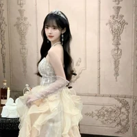 Lạc Anh Nhi (bạn thân nu9)