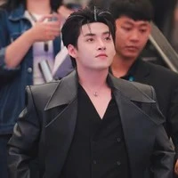 Huỳnh Hoàng Hùng -  Hùng Huỳnh