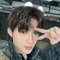 Huỳnh Hoàng Hùng ( Hùng Huỳnh )