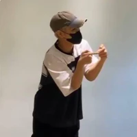 Hoàng Đức Duy.