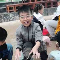 Dũng (nhân viên quán bar)