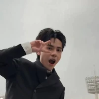 Hùng